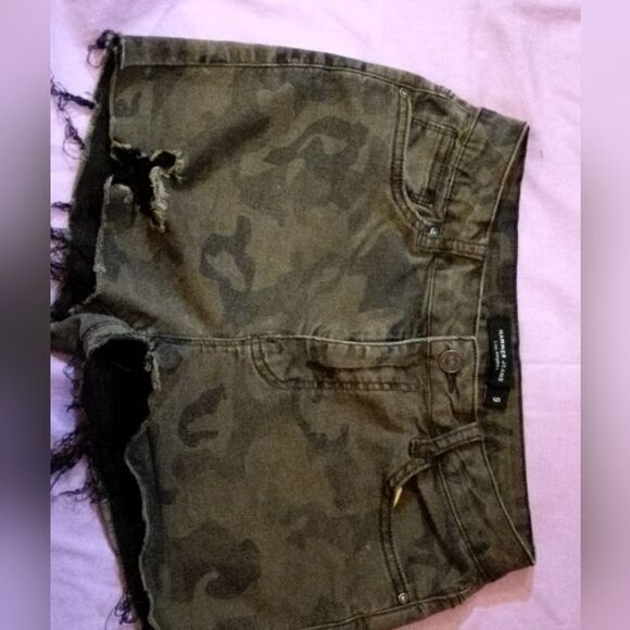 Hammer Jeans dark gray cut offs, size 9 - Picture 2 of 7